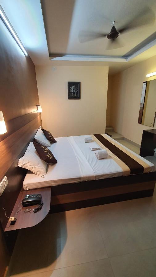Hotel S4 Residency Chennai Exterior foto